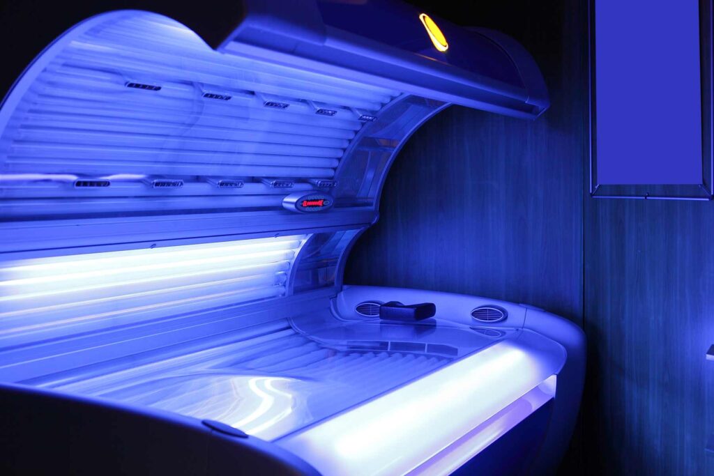 indoor-tanning-accelerates-skin-aging-at-genetic-level-study-finds