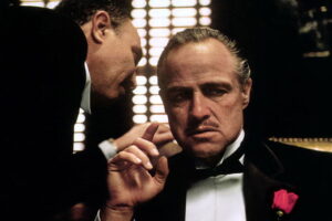 larry-ellison-s-40-4-billion-backing-boosts-paramount-s-warner-bid