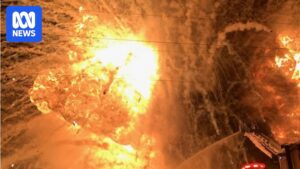 massive-explosion-rocks-sydney-chemical-plant-firefighters-hailed-for-heroic-efforts
