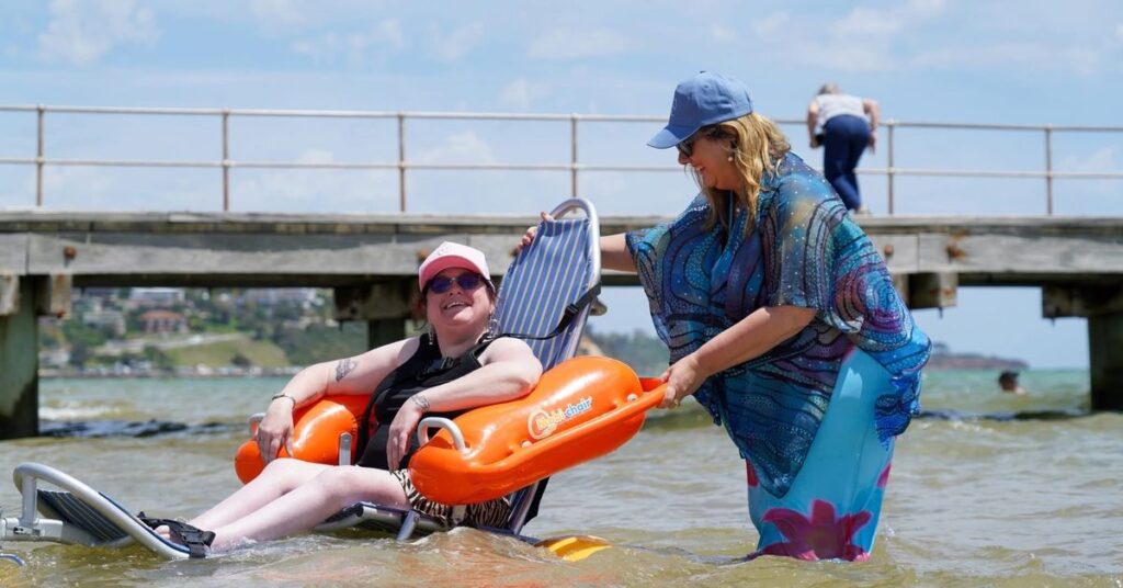 melbourne-s-frankston-beach-sets-new-standard-for-accessibility-in-australia