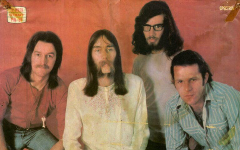 melbourne-s-pub-rock-era-spectrum-s-iconic-double-life