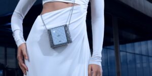 motorola-and-swarovski-unveil-dazzling-tech-collection