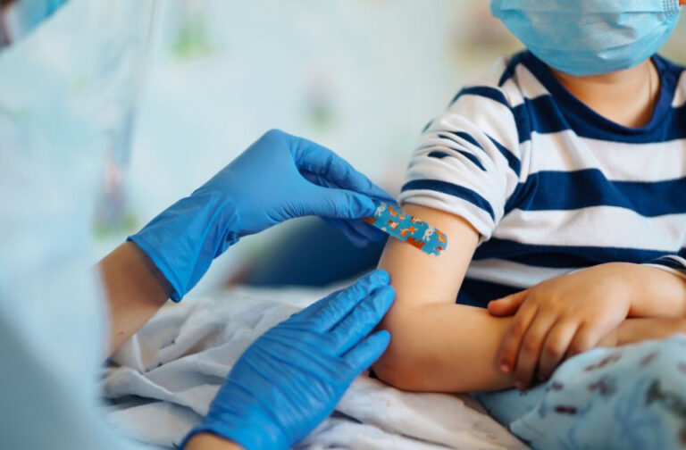 two-doses-of-flu-vaccine-boosts-protection-in-toddlers-study-finds