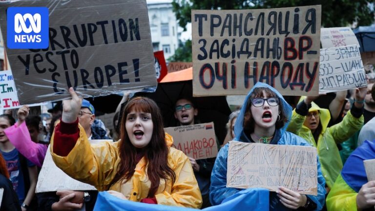 ukraine-s-corruption-scandal-gold-toilets-and-political-fallout