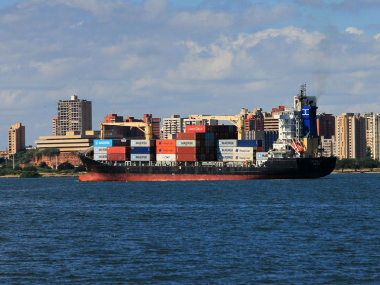 us-seizes-second-oil-tanker-near-venezuela-amid-rising-tensions