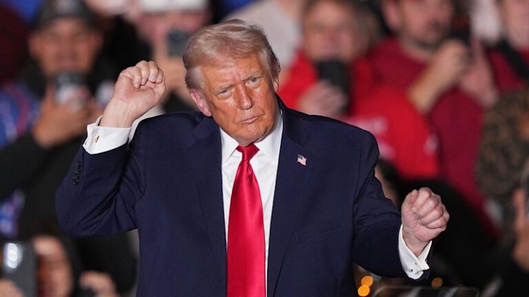 us-to-mandate-social-media-disclosure-for-australian-travelers