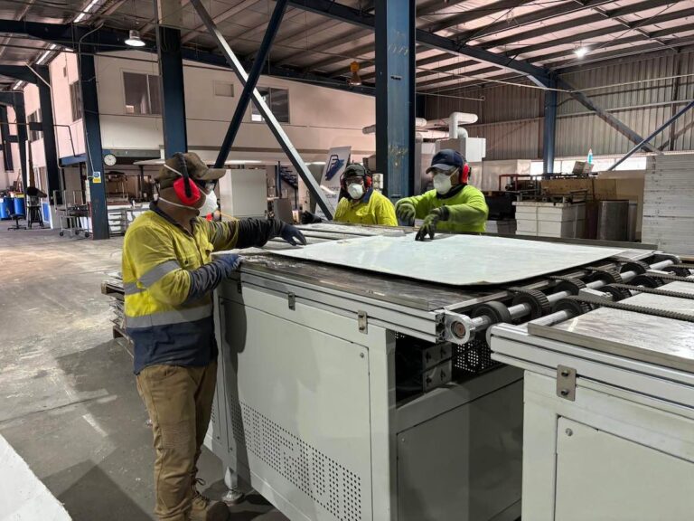 australia-launches-national-solar-panel-recycling-pilot-to-tackle-e-waste-crisis