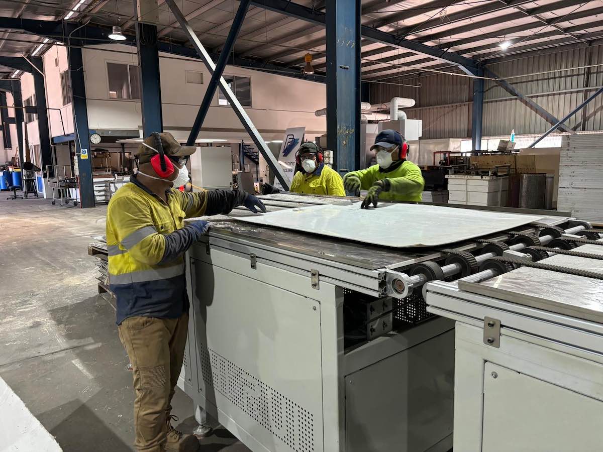 australia-launches-national-solar-panel-recycling-pilot-to-tackle-e-waste-crisis