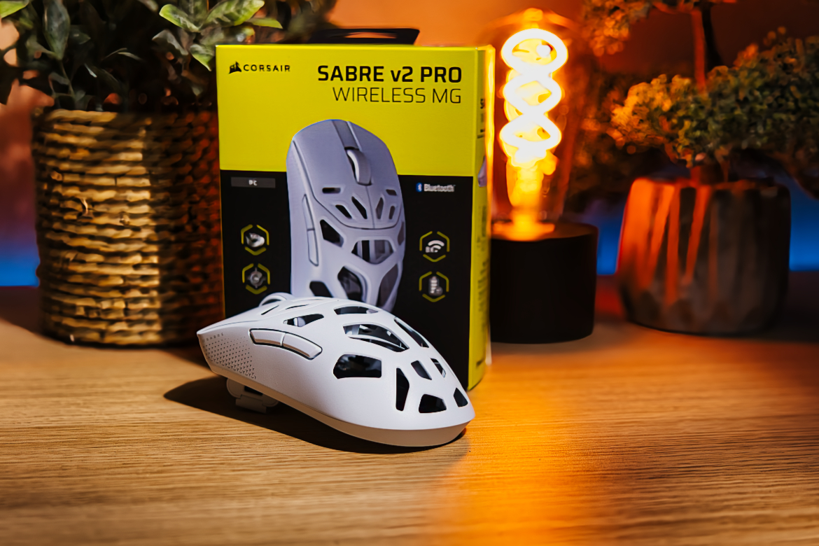 corsair-sabre-v2-pro-wireless-mg-a-game-changer-in-esports-mice