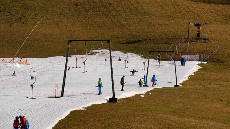 europe-s-ski-resorts-struggle-as-climate-change-threatens-winter-sports