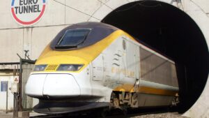 eurostar-train-cancellations-cause-travel-chaos-ahead-of-new-year