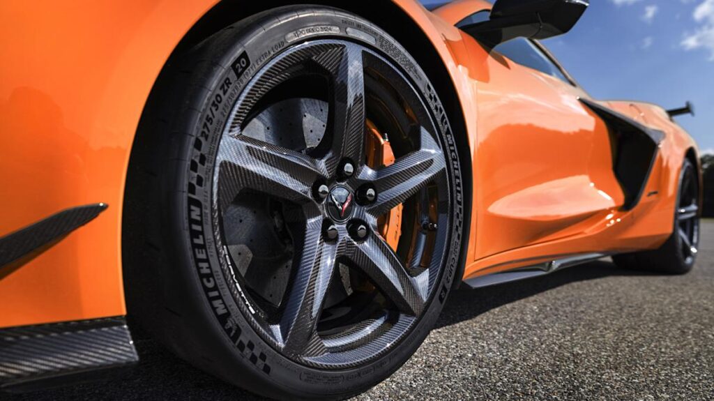 exploring-the-impact-of-carbon-fiber-wheels-on-the-chevy-corvette