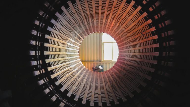 global-mining-stocks-surge-amid-ai-driven-metals-demand