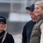 gwyneth-paltrow-and-the-seinfelds-enjoy-a-beach-day-amid-film-comeback