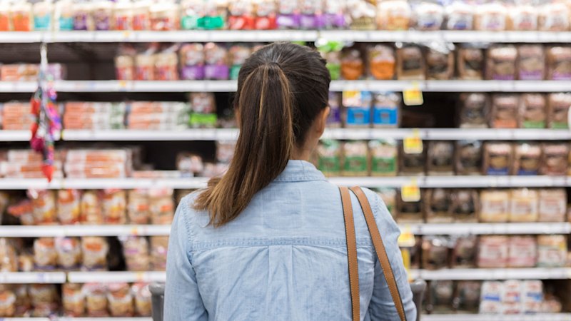 innovative-packaging-trends-square-juice-bottles-and-canned-wine