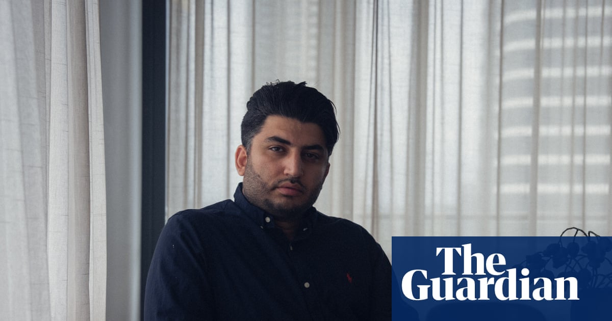 iranian-australians-anxious-as-communication-blackout-persists-amid-protests