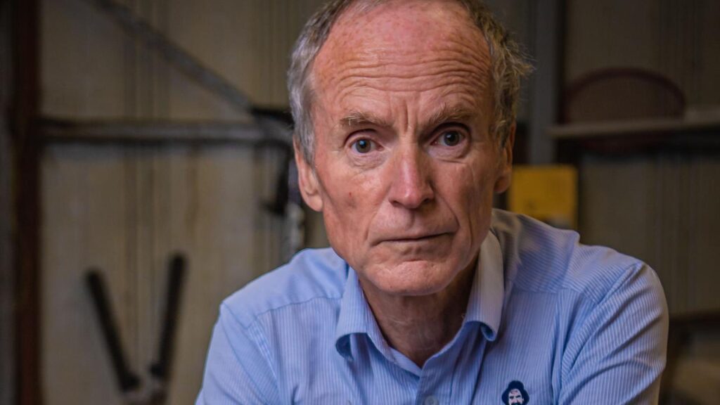 jim-penman-criticizes-australia-s-public-sector-calls-for-major-cuts