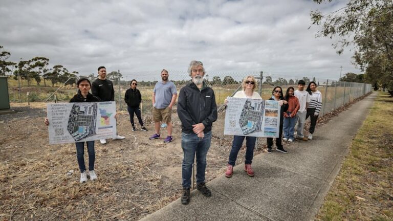 melbourne-residents-demand-changes-to-controversial-housing-development
