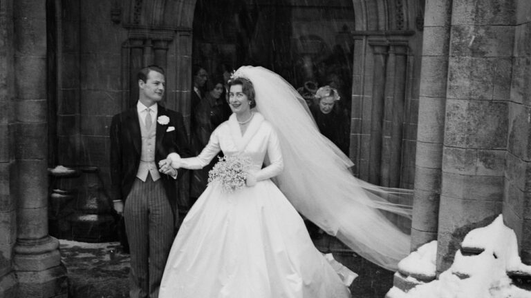 royal-wedding-of-lady-pamela-hicks-a-snowstorm-tiaras-and-a-unique-love-story