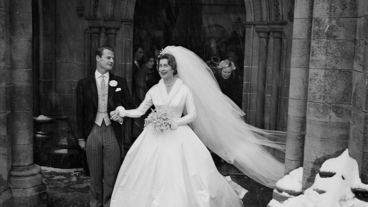 royal-wedding-of-lady-pamela-hicks-a-snowstorm-tiaras-and-a-unique-love-story