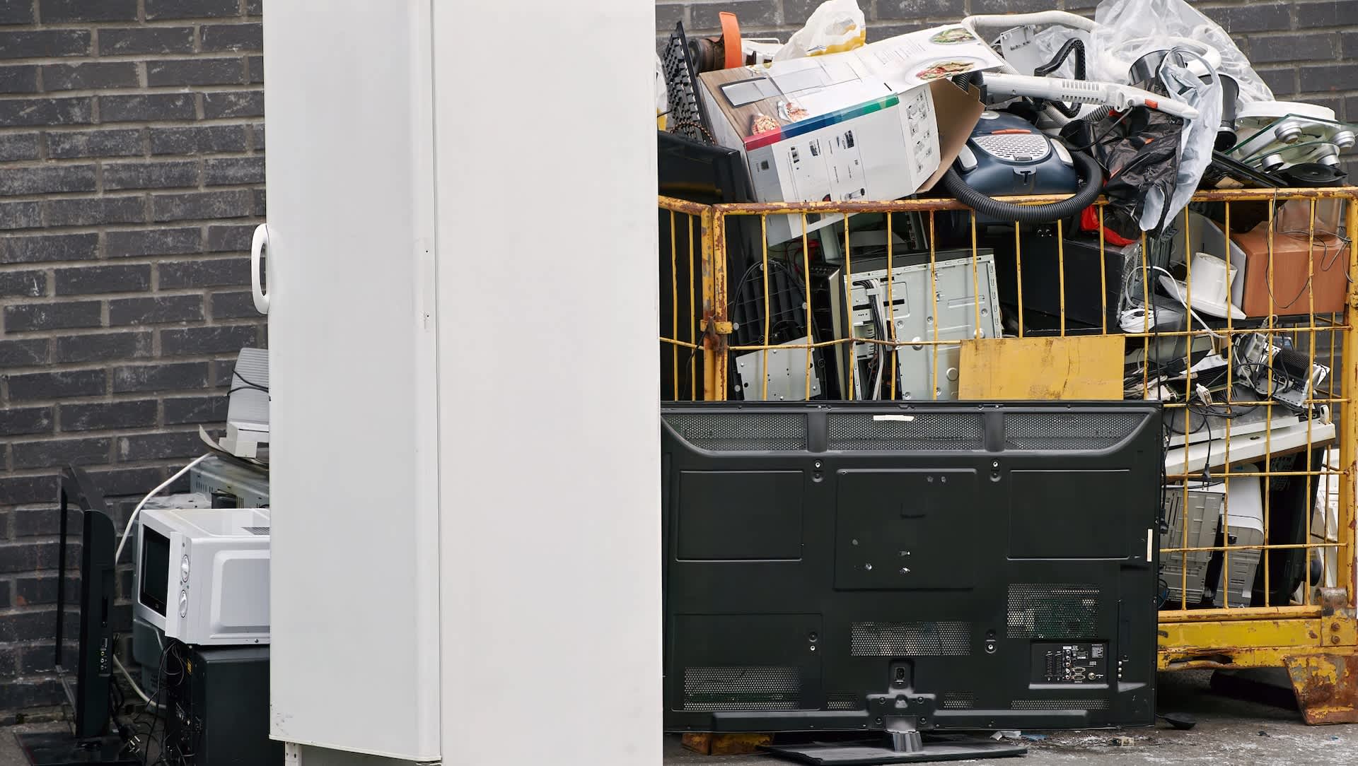 stunning-tech-finds-at-recycling-centers-highlight-e-waste-challenge