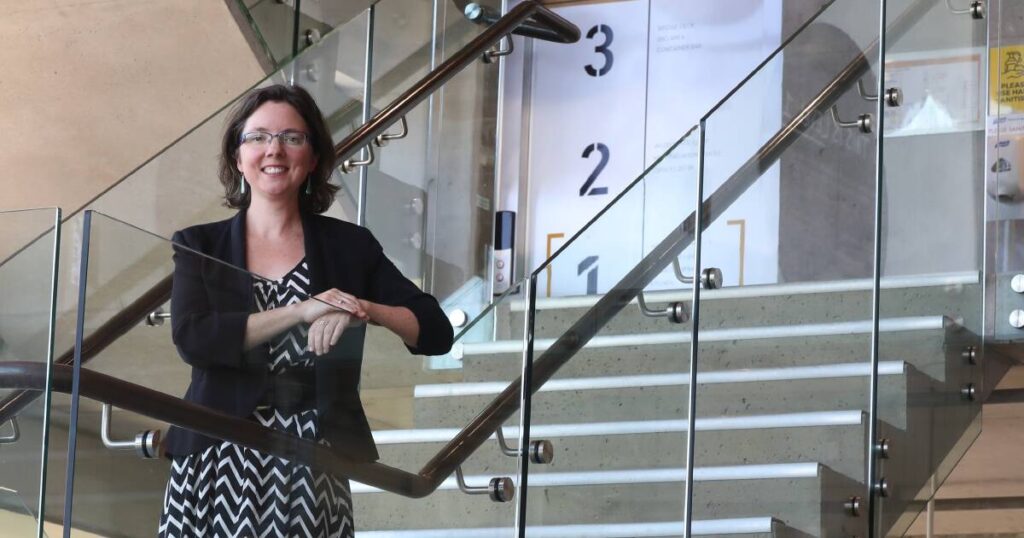 the-digital-detox-one-woman-s-journey-to-reclaim-time