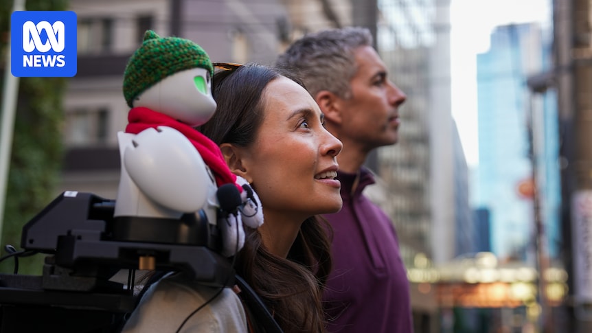 tokyo-s-dawn-avatar-robot-cafe-empowers-housebound-workers