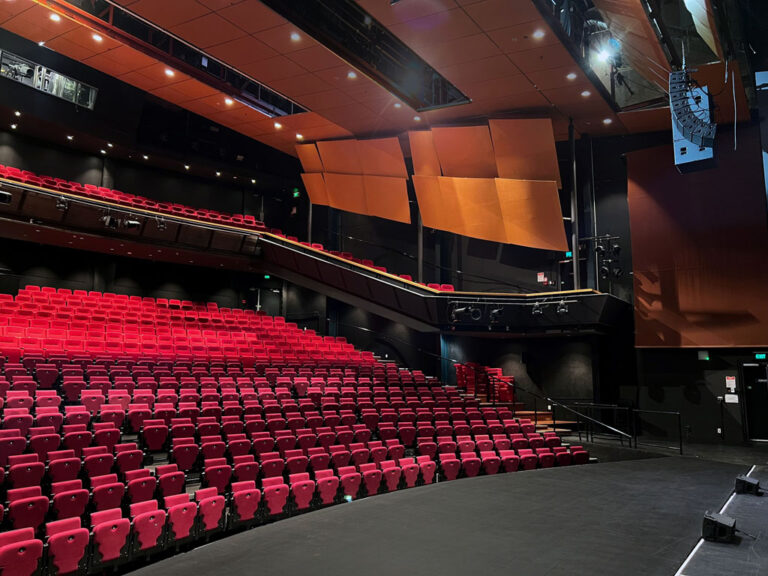 auckland-s-bruce-mason-centre-revamps-audio-with-jbl-vtx-system