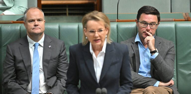 australian-opposition-faces-turmoil-as-polls-favor-one-nation