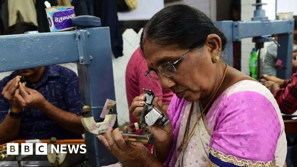 india-s-landmark-trade-deals-with-us-and-eu-opportunities-and-challenges