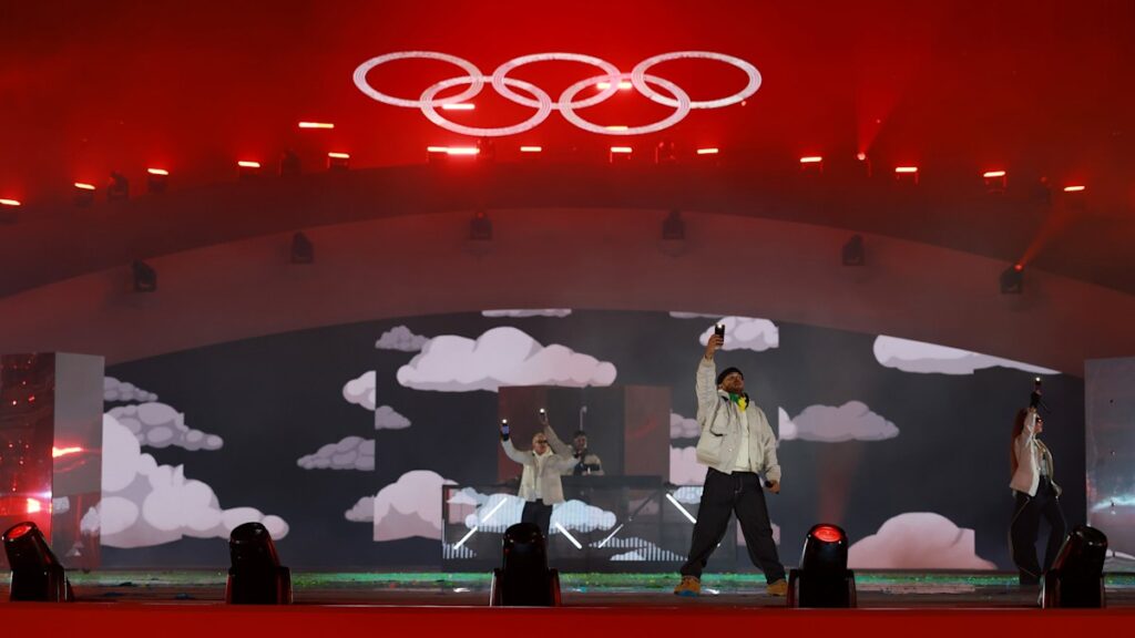 italy-concludes-milano-cortina-games-with-spectacular-verona-arena-ceremony
