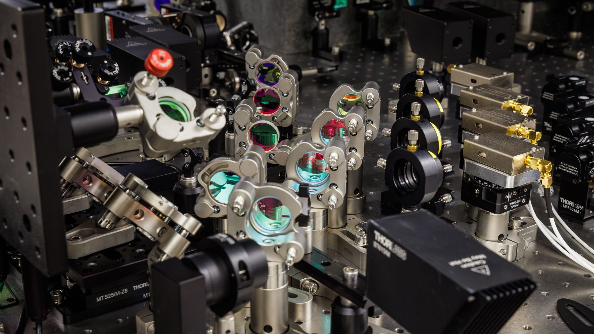 microsoft-s-glass-storage-breakthrough-could-revolutionize-data-archiving