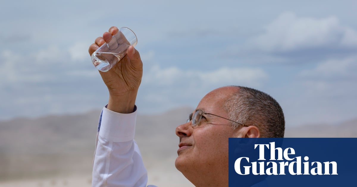 nobel-laureate-s-invention-harvests-water-from-arid-air-offers-hope-for-islands
