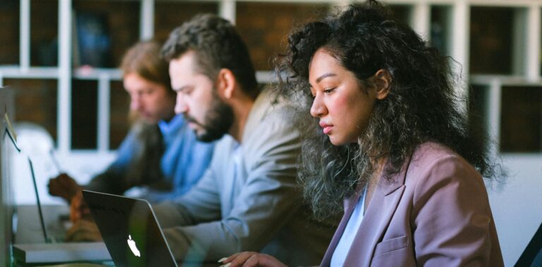 rethinking-work-from-burnout-to-sustainable-productivity