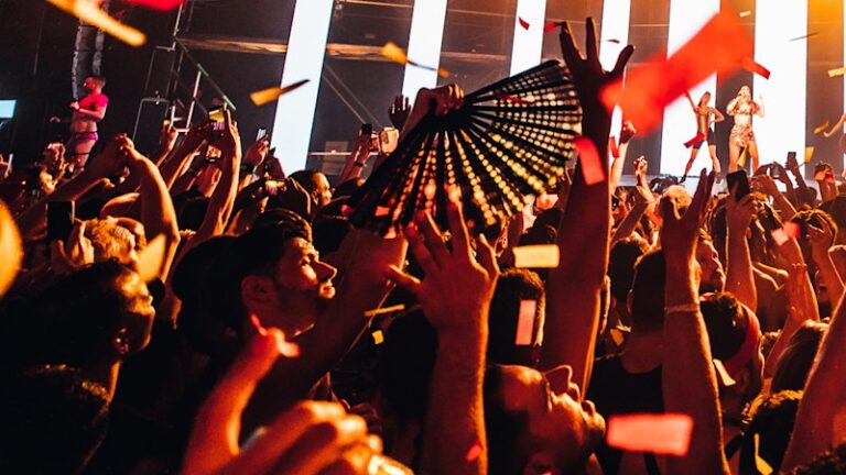 sydney-mardi-gras-cancels-2-million-party-amid-internal-strife