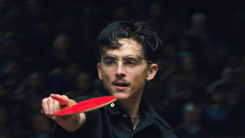 timoth-e-chalamet-shines-in-marty-supreme-as-safdie-brothers-explore-obsessive-ambition