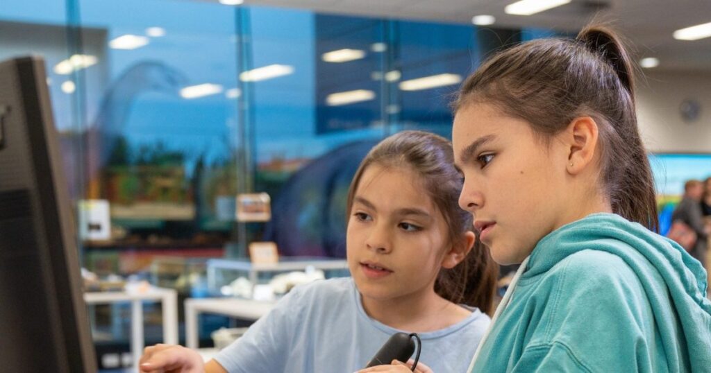 top-science-destinations-in-canberra-for-curious-kids