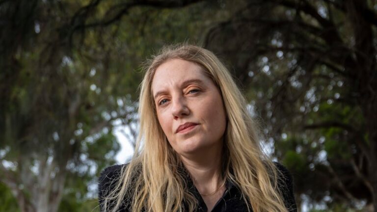 victorian-supreme-court-faces-major-class-action-over-talcum-powder-cancer-links