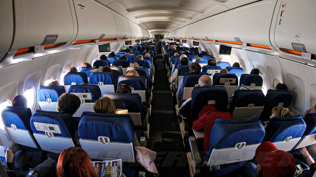 why-air-travel-discomfort-is-rising-a-closer-look-at-the-airline-industry