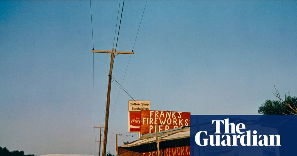 william-eggleston-s-vibrant-legacy-a-final-exhibition-of-dye-transfer-photography