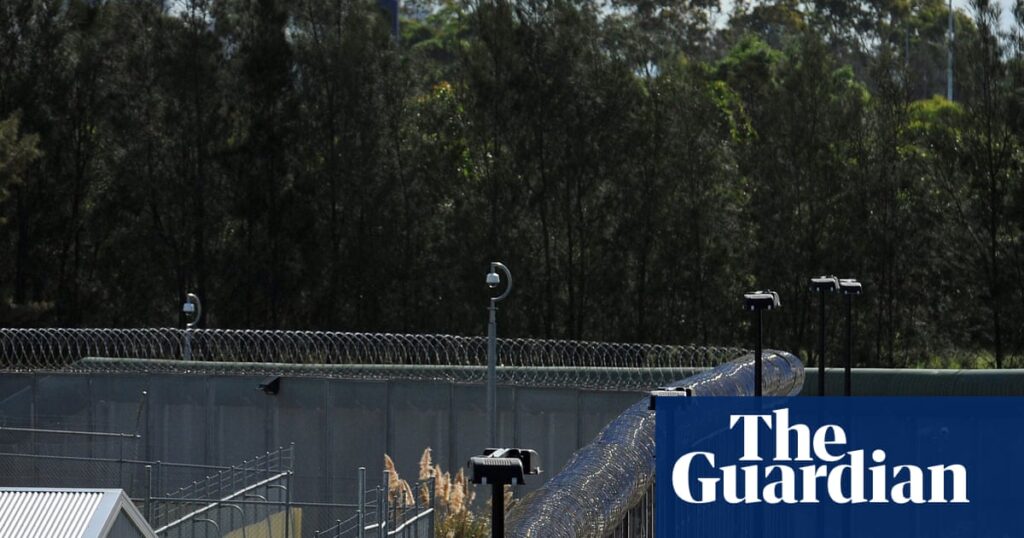 advocates-call-for-ban-on-strip-searches-in-australian-prisons