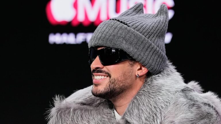 bad-bunny-to-headline-2026-super-bowl-halftime-show-amid-controversy