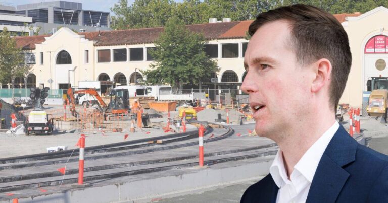 canberra-light-rail-extension-ahead-of-schedule-easing-business-concerns