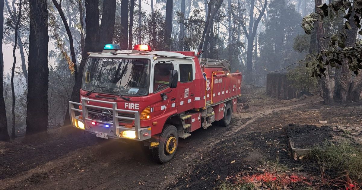crews-vigilant-as-carlisle-river-bushfire-recovery-continues