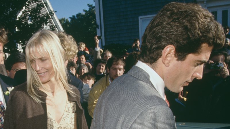 daryl-hannah-criticizes-fx-series-for-misogynistic-portrayal