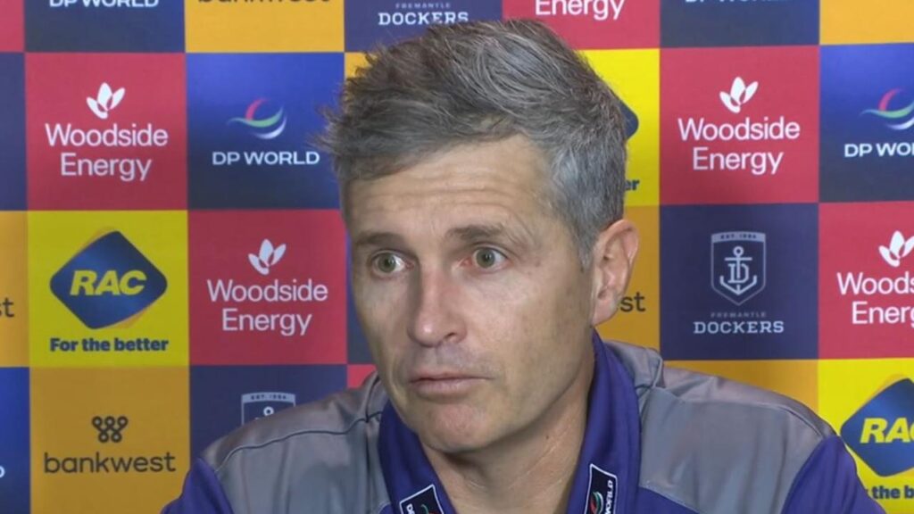 fremantle-coach-criticizes-afl-fixture-after-dramatic-loss-to-geelong