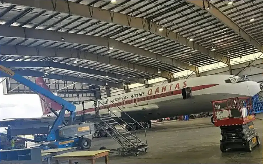 john-travolta-s-qantas-boeing-707-finds-new-life-in-australia