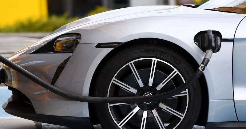 quantum-batteries-could-revolutionize-electric-vehicle-charging