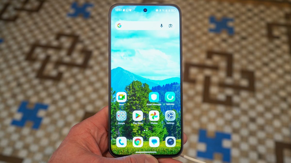 tcl-unveils-cutting-edge-screen-tech-at-mwc-with-nxtpaper-and-amoled-fusion