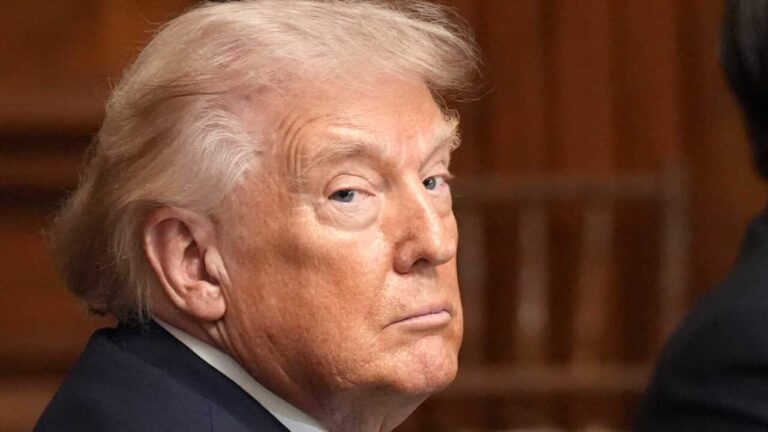 trump-dismisses-need-for-australian-support-in-strait-of-hormuz-tensions